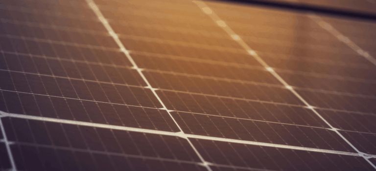 Solar Energy Market in the UAE & Saudi Arabia Solar Energy Market in the UAE & Saudi Arabia